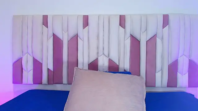 Snapshot of mia_stanfort chatting on 10-23-25, 07:12 mia stanfort online show from 10-23-25, 07:12