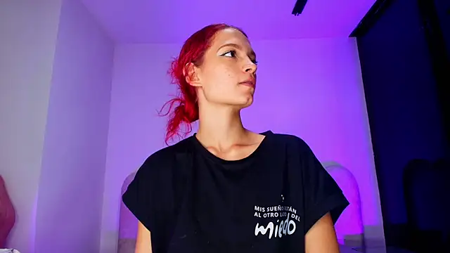 Snapshot of mia_stanfort chatting on 11-21-25, 07:12 mia stanfort online show from 11-21-25, 07:12