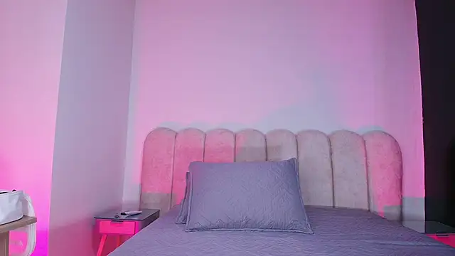 Snapshot of mia_stanfort chatting on 11-22-25, 07:13 mia stanfort online show from 11-22-25, 07:13