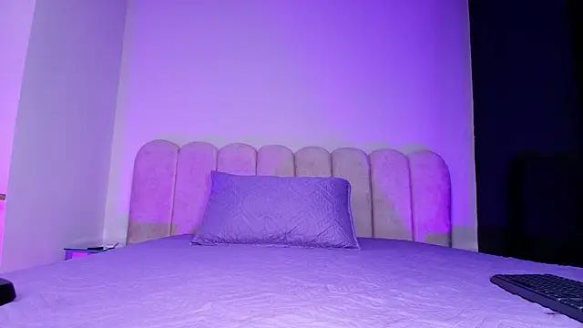 Snapshot of mia_stanfort chatting on 11-24-25, 07:13 mia stanfort online show from 11-24-25, 07:13