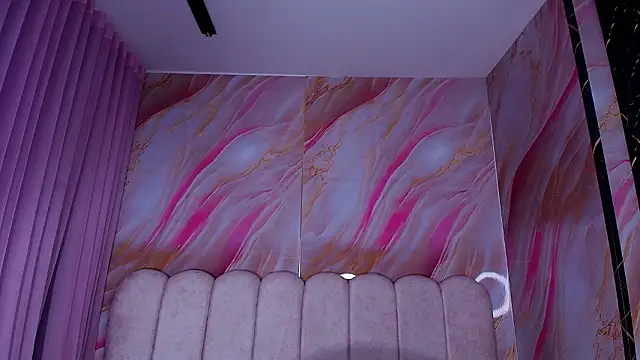 mia stanfort online show from 03-22-26, 07:17