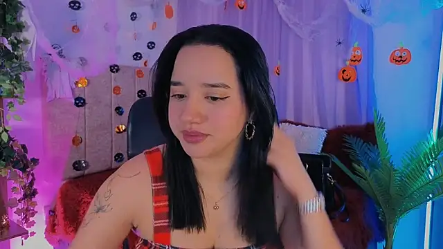 emilyrouxe online show from 10-25-25, 04:02