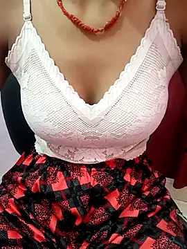 Snapshot of gulabo-Queen chatting on 09-24-25, 09:34 gulabo-Queen online show from 09-24-25, 09:34