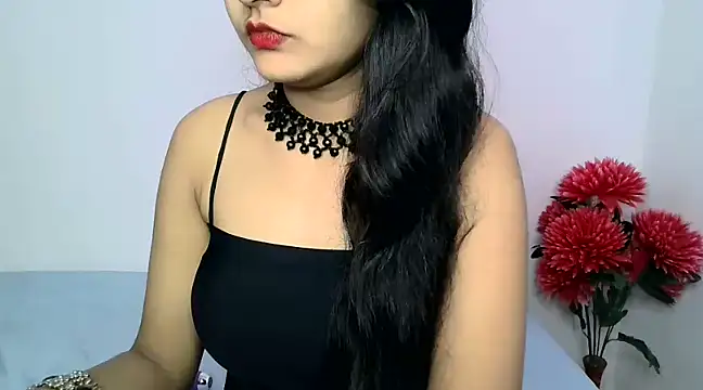 Snapshot of SUZY_FROMUS chatting on 01-05-25, 05:41 SUZY FROMUS online show from 01-05-25, 05:41