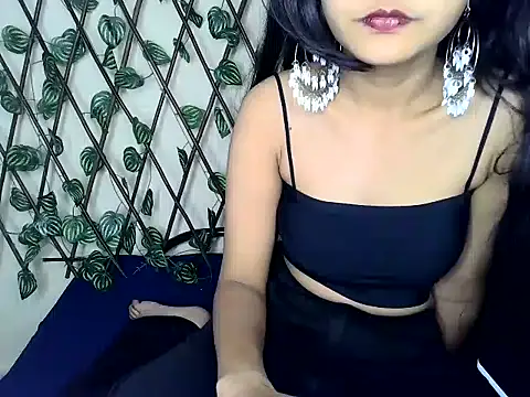 Snapshot of SUZY_FROMUS chatting on 03-22-25, 08:26 SUZY FROMUS online show from 03-22-25, 08:26