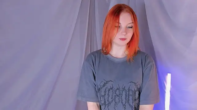 Snapshot of MelissaBryant chatting on 12-21-24, 05:07 MelissaBryant online show from 12-21-24, 05:07