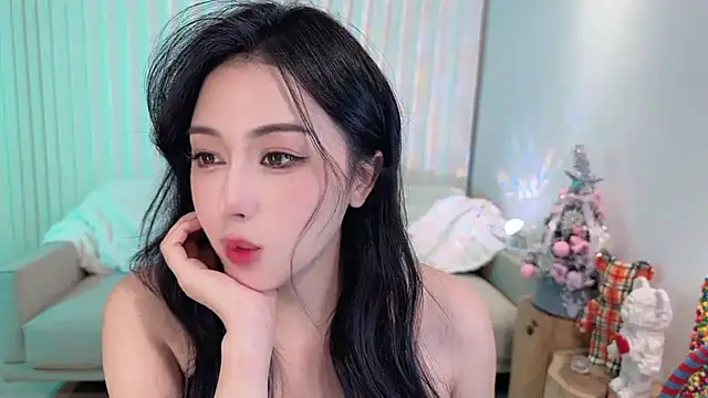 K-moumou online show from 12-25-24, 08:28