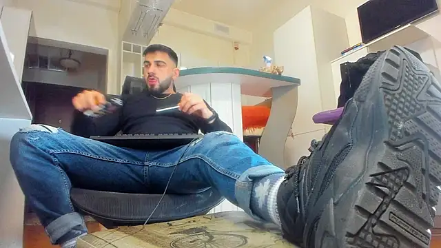 welcometo hell online show from 11-12-25, 08:19