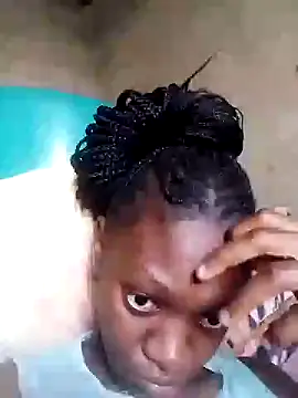 Snapshot of sexyfggal chatting on 10-13-25, 12:05 sexyfggal online show from 10-13-25, 12:05