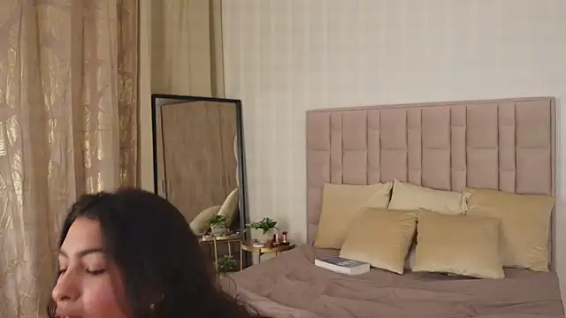 GabyRios online show from 03-07-25, 08:22