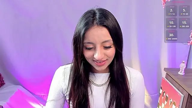 Snapshot of adelarangel chatting on 02-05-25, 11:28 adelarangel online show from 02-05-25, 11:28