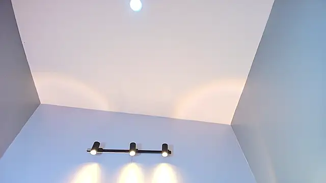 Annie9  online show from 10-26-25, 03:34