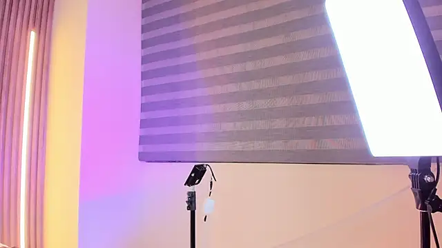 Annie9  online show from 04-26-26, 03:26