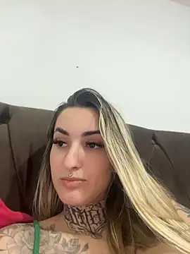 hotskinny1 online show from 04-28-26, 04:23