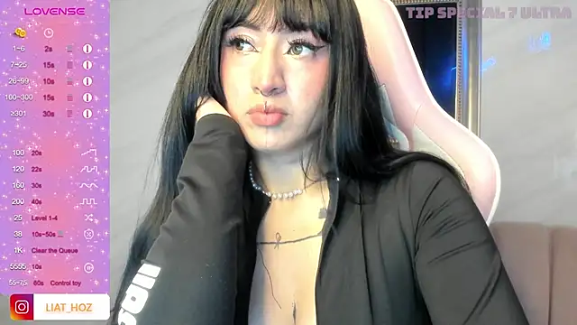 Snapshot of Sexy_adara_1b chatting on 01-04-25, 03:40 Sexy adara 1b online show from 01-04-25, 03:40