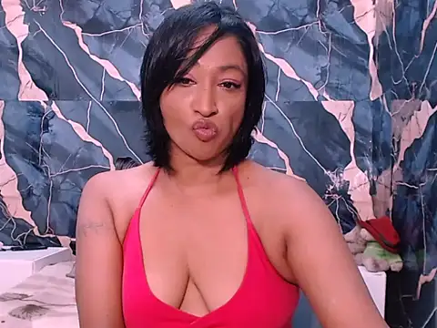 Snapshot of indianspicey chatting on 09-09-25, 05:45 indianspicey online show from 09-09-25, 05:45