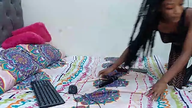 Snapshot of SHANTYBABE chatting on 12-06-24, 01:18 SHANTYBABE online show from 12-06-24, 01:18