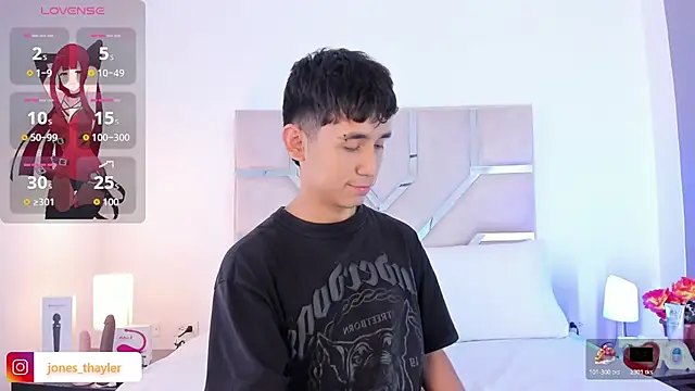 Thayler jones online show from 11-28-25, 12:08