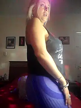 Snapshot of DesireSatler chatting on 09-14-25, 09:36 DesireSatler online show from 09-14-25, 09:36