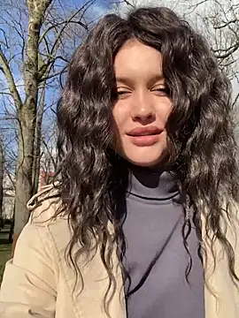 KikiWatson online show from 02-05-25, 08:00