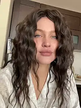 KikiWatson online show from 02-05-25, 11:02