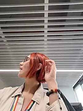 your red rose  online show from 01-15-25, 12:58