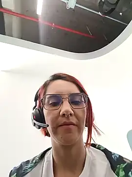 your red rose  online show from 01-17-25, 03:53