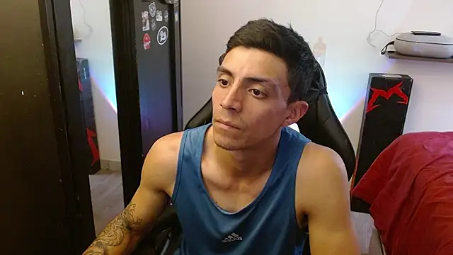 Snapshot of kv___xxx_ chatting on 07-10-26, 03:36 kv xxx online show from 07-10-26, 03:36