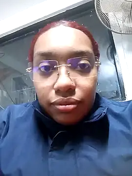 Cinnamon-Skin online show from 12-31-24, 04:06