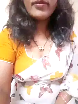 Snapshot of sneha_telugu_girl chatting on 11-02-25, 09:33 sneha telugu girl online show from 11-02-25, 09:33