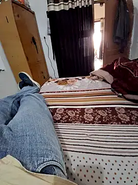 Snapshot of menakshiiikaur chatting on 12-18-24, 07:47 menakshiiikaur online show from 12-18-24, 07:47