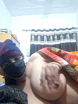 Snapshot of menakshiiikaur chatting on 02-05-25, 06:04 menakshiiikaur online show from 02-05-25, 06:04