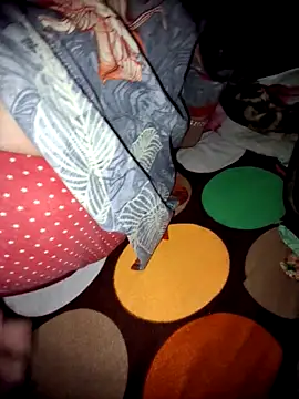 Snapshot of menakshiiikaur chatting on 03-03-25, 05:29 menakshiiikaur online show from 03-03-25, 05:29