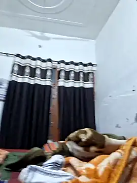 Snapshot of menakshiiikaur chatting on 11-06-25, 05:36 menakshiiikaur online show from 11-06-25, 05:36