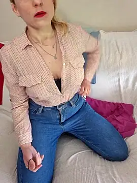 JennyCoquine online show from 11-23-25, 10:15