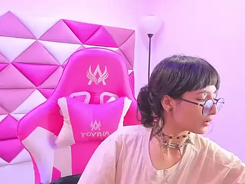 Danny Face online show from 11-10-25, 02:05