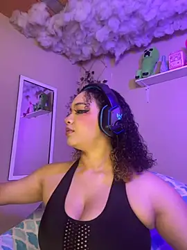 Snapshot of MadelineBenet chatting on 11-03-25, 04:25 MadelineBenet online show from 11-03-25, 04:25