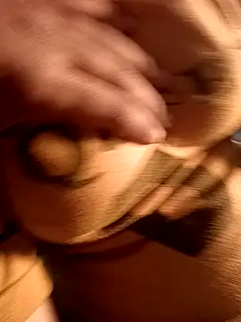 Snapshot of QUEEN-X-CPL chatting on 02-05-25, 05:31 QUEEN-X-CPL online show from 02-05-25, 05:31