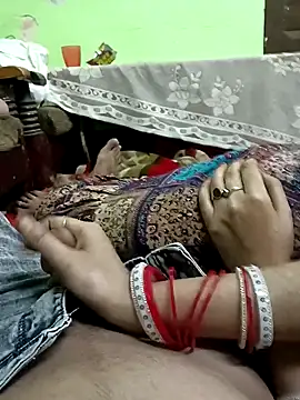 Snapshot of QUEEN-X-CPL chatting on 03-02-25, 05:36 QUEEN-X-CPL online show from 03-02-25, 05:36