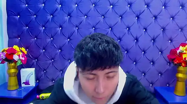Snapshot of Im_Mathias chatting on 01-12-25, 01:53 Im Mathias online show from 01-12-25, 01:53