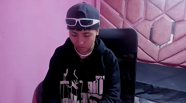 Snapshot of Im_Mathias chatting on 01-15-25, 05:19 Im Mathias online show from 01-15-25, 05:19