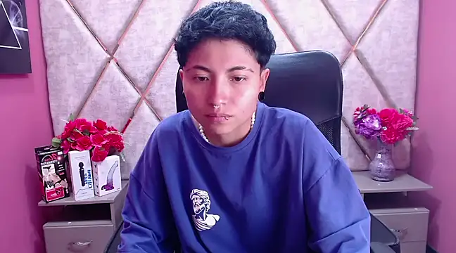 Snapshot of Im_Mathias chatting on 02-14-25, 06:34 Im Mathias online show from 02-14-25, 06:34
