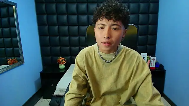 Im Mathias online show from 11-13-25, 02:43