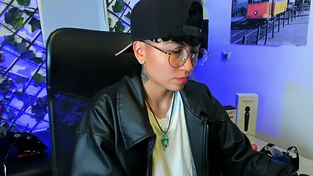 Im Mathias online show from 05-05-26, 02:41