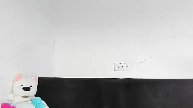 salome daniel online show from 06-17-26, 05:14