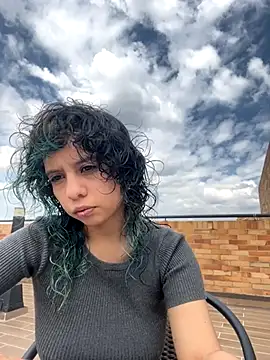 Sweet Chaos online show from 12-19-25, 06:15