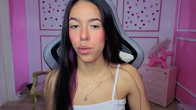 stephania t online show from 02-05-26, 12:32