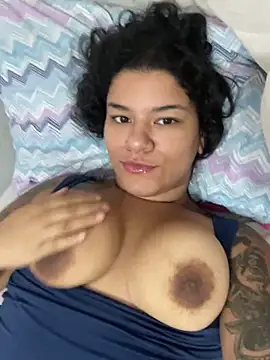 Snapshot of vicksylove chatting on 12-07-24, 07:38 vicksylove online show from 12-07-24, 07:38