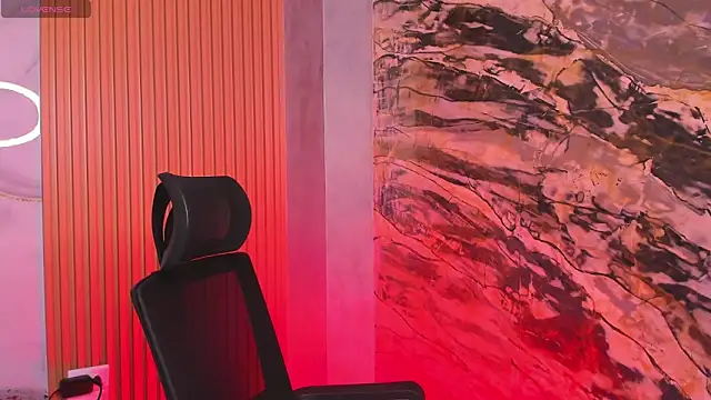 julz 03 online show from 04-24-26, 05:54