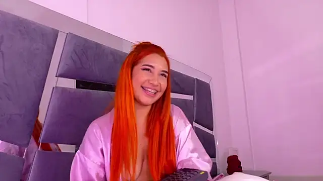 Alba Grey online show from 12-30-24, 04:09